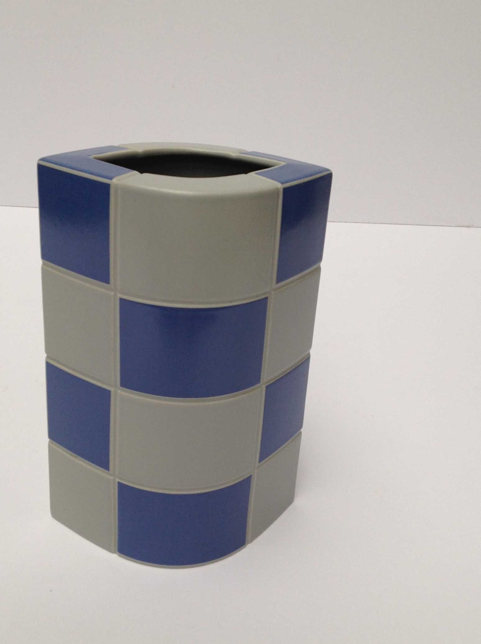 Jan van der Vaart - Schach vaas met blauwe en grijze vakken, Porselein Rosenthal  kopen? Bied vanaf 65!