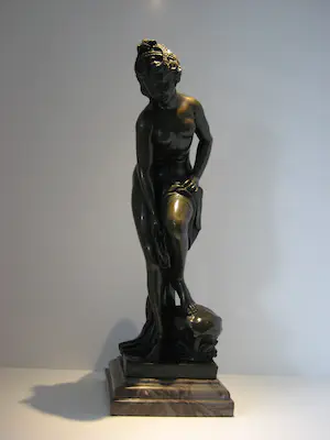 Brons (Onbekend) - Badende Venus. kopen? Bied vanaf 550!