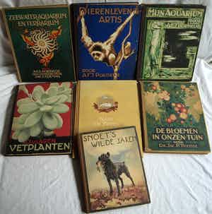 7 Plaatjesalbums , Verkade (5x), Douwe Egberts (1x), Haust (1x) – (1925-1950) verkocht voor € 1!