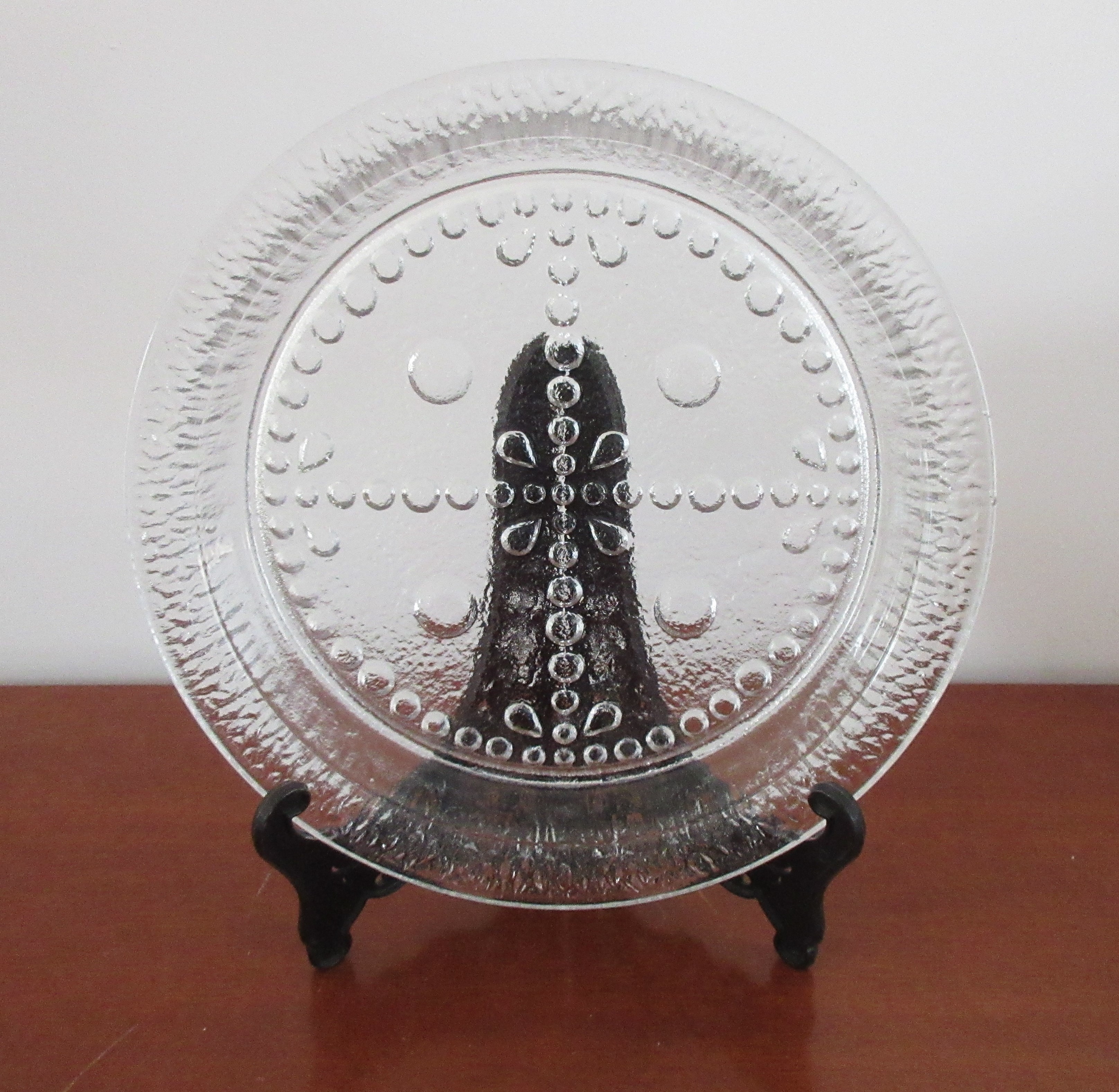 Niet of onleesbaar gesigneerd - Scandinavisch vintage blankglazen schaal kopen? Bied vanaf 1!