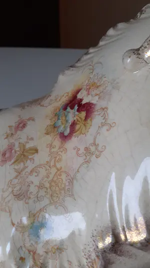Niet of onleesbaar gesigneerd - SF&C Koningklijk DEVON Fieldings en co eind 1800 UK Kaas koepel Porcelein kopen? Bied vanaf 1!