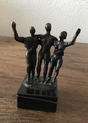 Curiosa - Onbekend, beeldje vriendschap, gemerkt kopen? Bied vanaf 1!