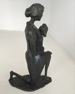 Corry Ammerlaan - Sculptuur “ Moederliefde “. Gesigneerd kopen? Bied vanaf 1!