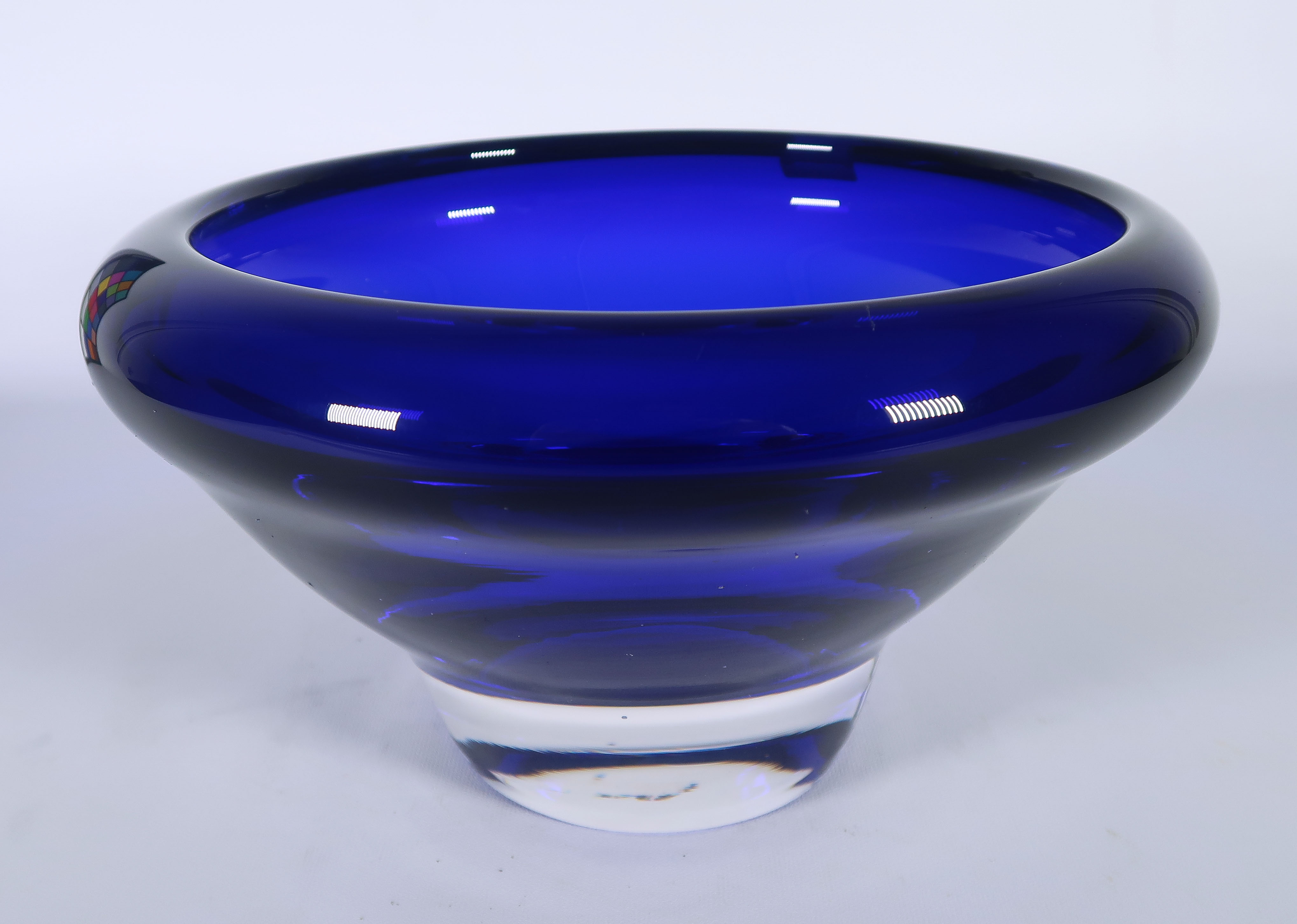 Novosad & Syn - Glas, Zware schaal verkocht voor € 20!