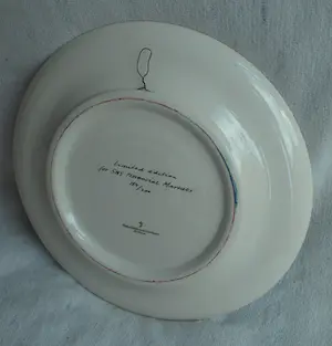 Clemens Briels - Wandbord , Schaal , Friendship is the Vehicle… - Ø 37 cm - 1998 kopen? Bied vanaf 1!