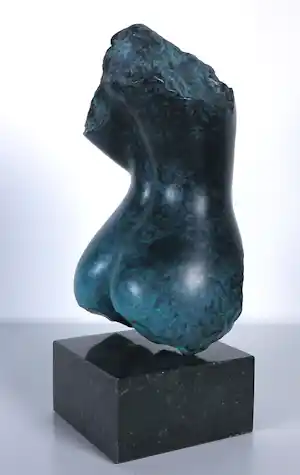 Angelo Moyano - Brons, Vrouwentorso verkocht voor € 600!