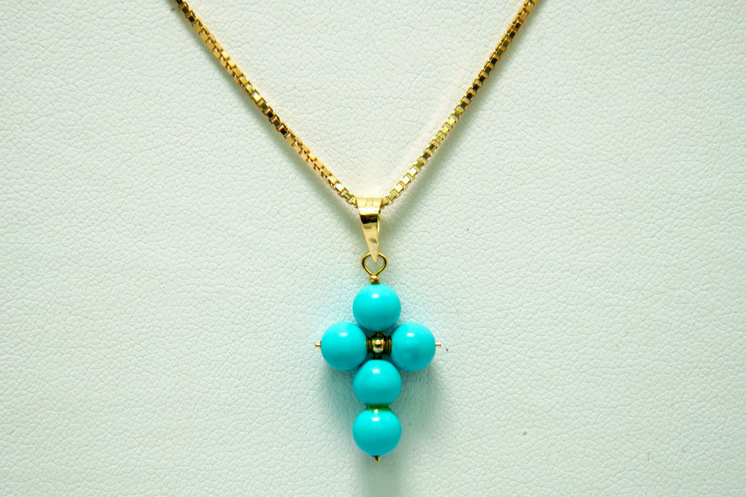 41 - Sierlijk 14 krt geel-gouden venetiaans collier met kruishanger kopen? Bied vanaf 110!
