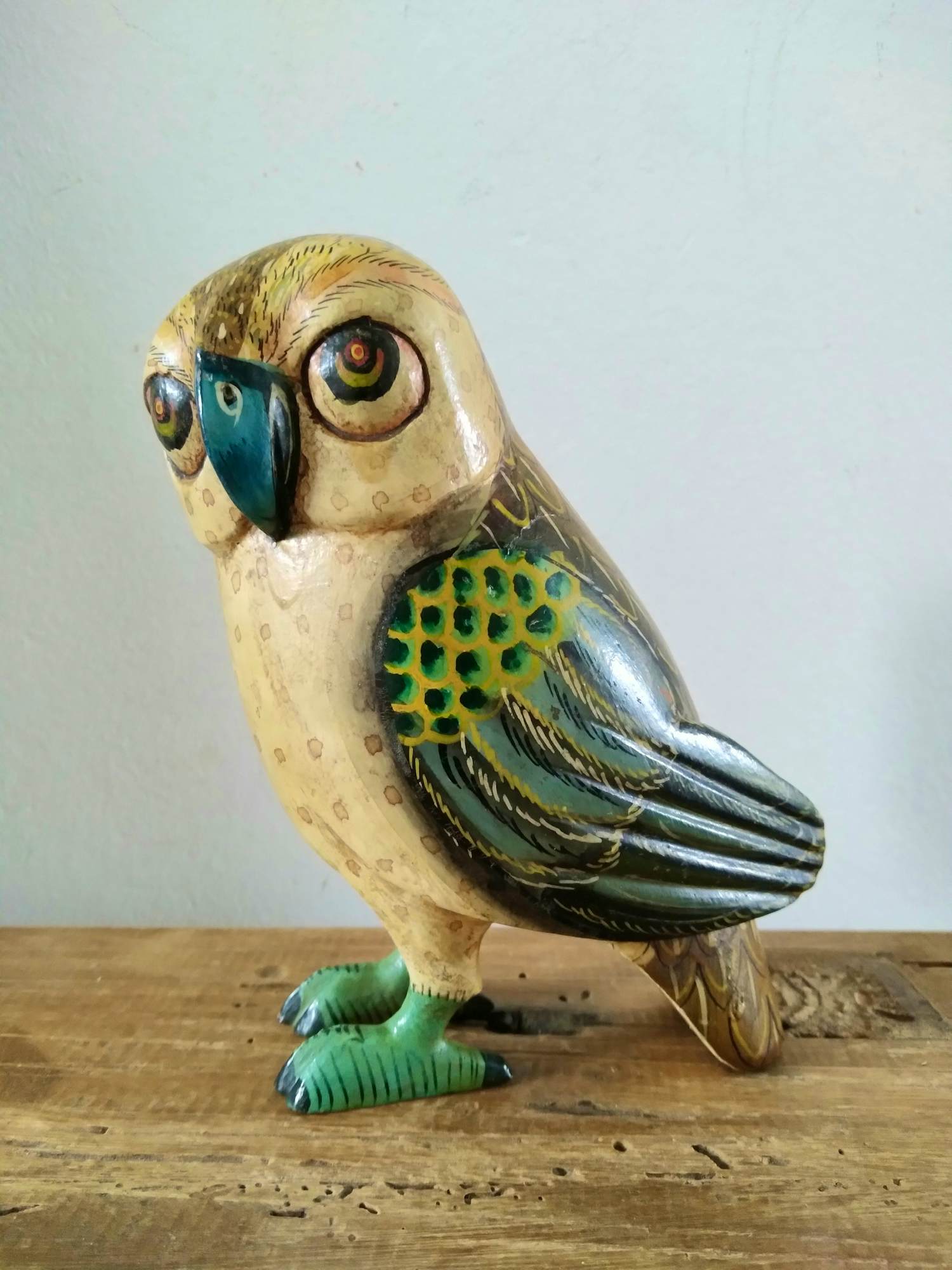 Niet of onleesbaar gesigneerd - handgemaakte houten uil kopen? Bied vanaf 1!