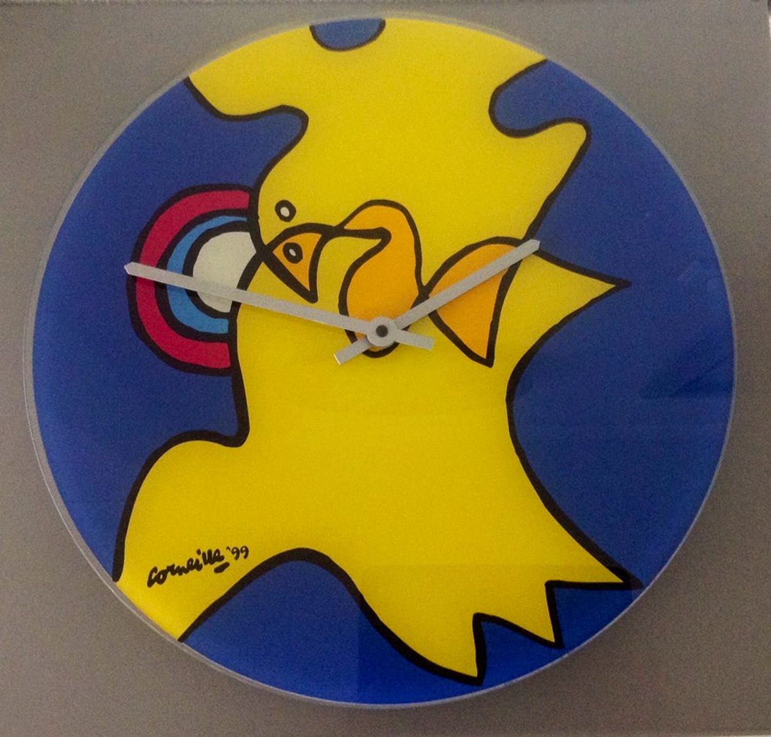 Corneille - 2 kleurrijke klokken met afbeeldingen van Corneille kopen? Bied vanaf 50!