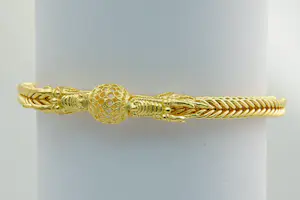 40-  Bijzondere 22Krt geel gouden "Vossestaart" armband met drakenkoppen kopen? Bied vanaf 675!