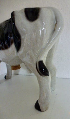 Niet of onleesbaar gesigneerd - Grote zwart bonte Koe, waarschijnlijk als reclamemateriaal in Slagerij? kopen? Bied vanaf 1!