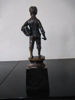 Spiro Schwatenberg - Schooljongen kopen? Bied vanaf 50!