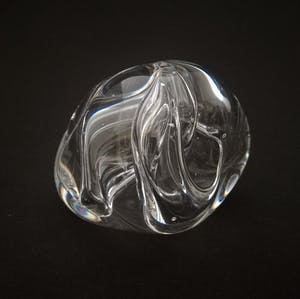 Willem Heesen - Helderglazen Ligne Libre kiezel gevormd met interne luchtbellen kopen? Bied vanaf 49!