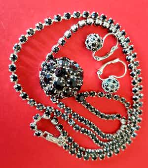 Vintage sieraden - jaren 1965 verkocht voor € 1!