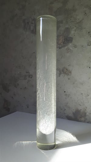 Niet of onleesbaar gesigneerd - Design cilindervaas met inwendig craquelé kopen? Bied vanaf 1!