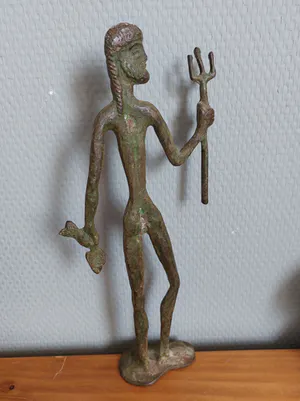 Niet of onleesbaar gesigneerd - bronzen beeld "God van de Zee" kopen? Bied vanaf 1!