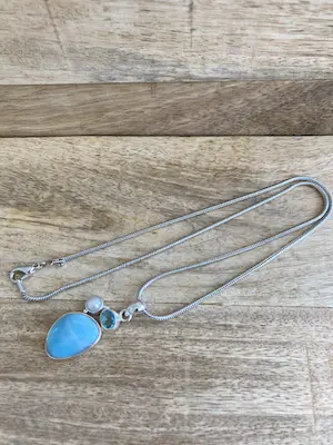 Zilveren hanger met kleurstenen en slangenketting kopen? Bied vanaf 32!
