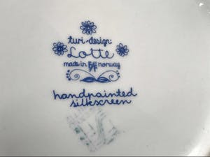 Curiosa - Turi design" Lotte" made in Norway. Handpainted koffiepot kopen? Bied vanaf 1!