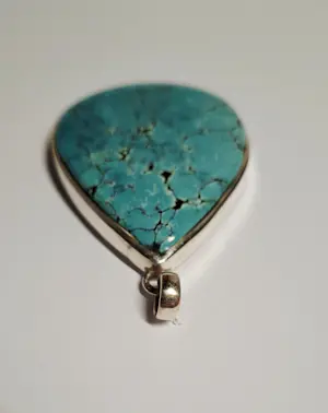 In nieuwstaat Een grote zilver  hanger met Natuurlijke Turkoois Edelsteen kopen? Bied vanaf 85!