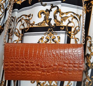 Niet of onleesbaar gesigneerd - Bulaggi en krokodil farm 2 tassen kopen? Bied vanaf 10!