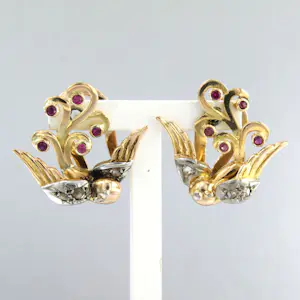RETRO 18k goud en zilver oorclips in een vorm van vogel met robijn en diamant kopen? Bied vanaf 725!