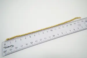 83 - Elegante 18Krt geelgouden armband met gegraveerde balletjes kopen? Bied vanaf 260!