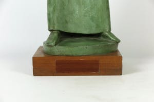 Raymond Glorie - Brons, Staande boerin (Groot) kopen? Bied vanaf 600!