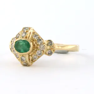 18k gouden ring bezet met smaragd en briljant geslepen diamant tot. 0.18ct kopen? Bied vanaf 220!