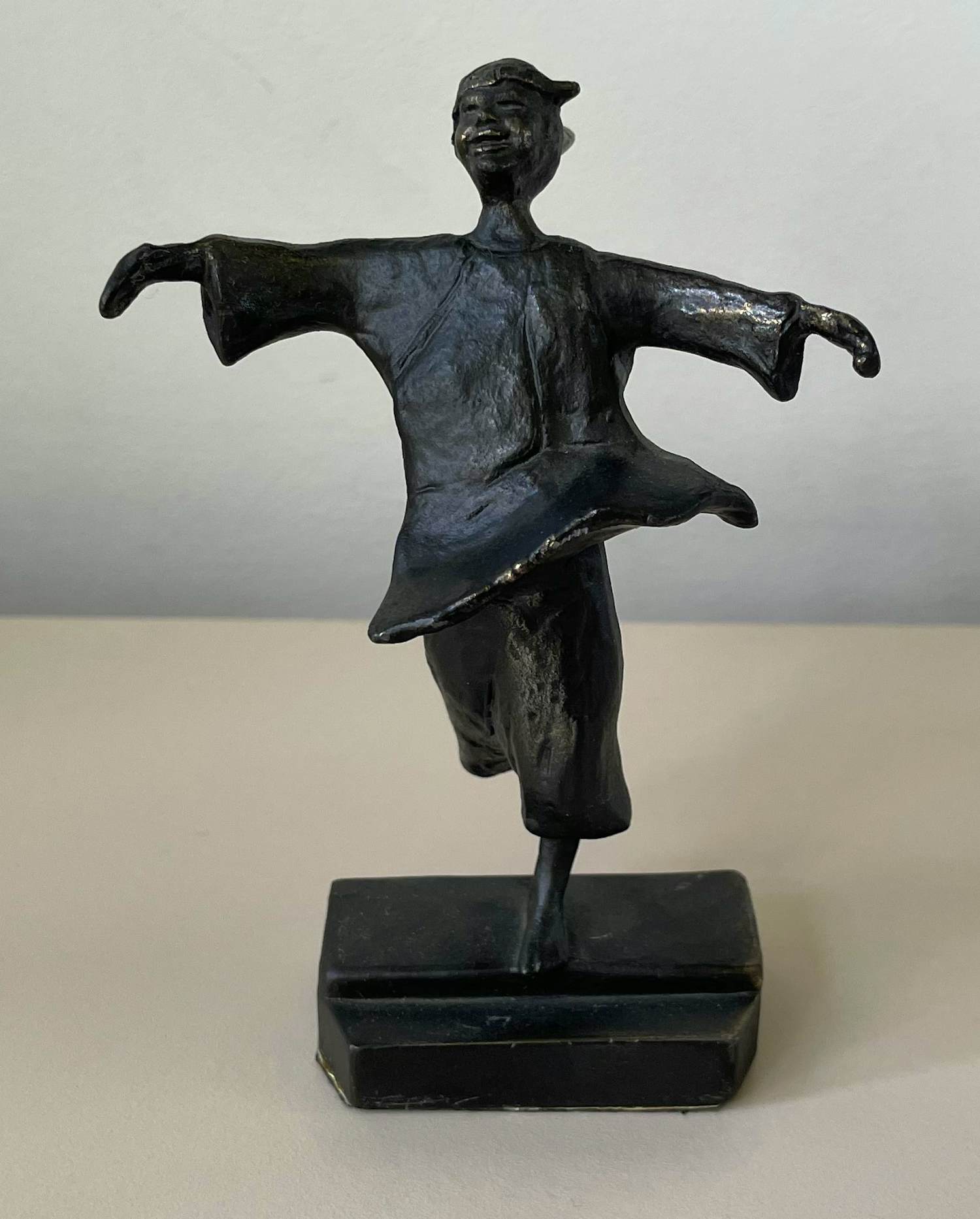 Corry Ammerlaan - Corry Ammerlaan - Bronzen beeldje “Dancing Girl” uitgegeven voor Unicef kopen? Bied vanaf 45!