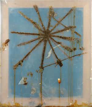 Tim Ayres - Lijm en zand op plastic, A hole in motion verkocht voor € 1!