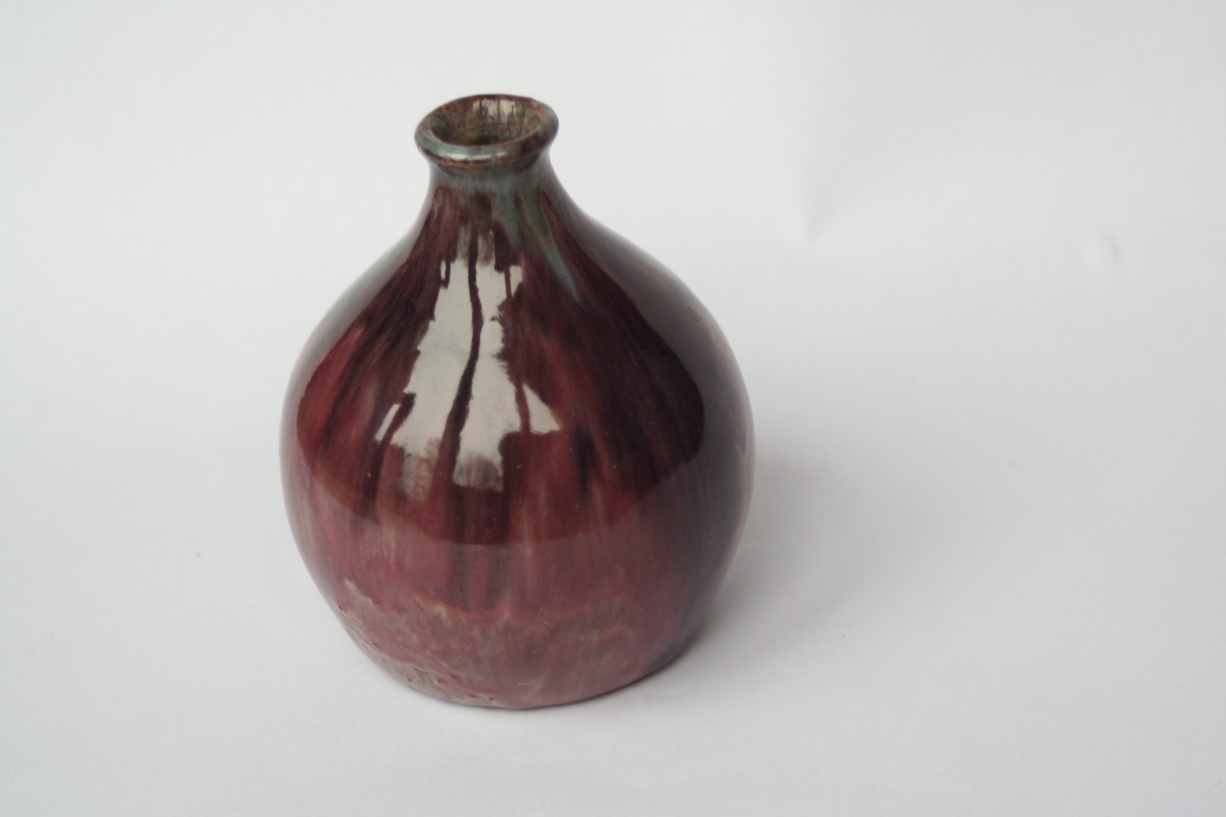 Pieter Groeneveldt - vaasje - gemerkt met PG en 3 wassende manen - tussen 1925-1952 kopen? Bied vanaf 10!