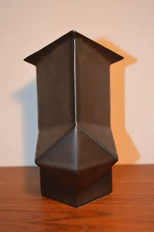 Jan van der Vaart - Geometrische vaas, keramiek met bronsglazuur kopen? Bied vanaf 150!