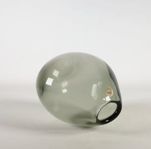 Per Lutken - Glas, Grijze druppelvaas door Holmegaard kopen? Bied vanaf 1!