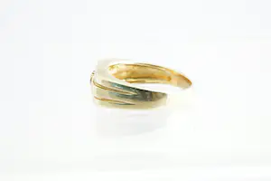 115- Vintage 14 krt gouden A-symmetrische unisex-ring -3 laags - 0.06ct briljant kopen? Bied vanaf 160!
