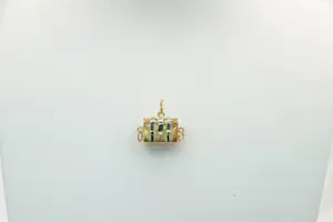 4- Mooi gedetailleerde 14 karaat bicolor gouden schatkist hanger kopen? Bied vanaf 320!