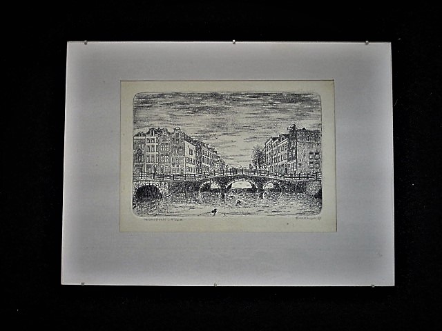 Niet of onleesbaar gesigneerd - gesigneerde Ets "Amsterdam Keizersgracht" j.h. Kruger 1977 kopen? Bied vanaf 1!
