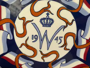 Carel Lion Cachet - Platelen wandbordje 50 jaar bevrijding voor Royal Goedewaagen - oplage 2500 stuk kopen? Bied vanaf 1!