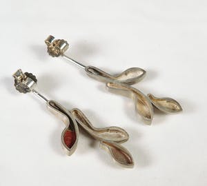 Jantine Koeze - Zilveren oorstekers kopen? Bied vanaf 1!