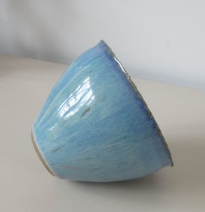 Ed Meissenberg - Steengoed vaasje met opengewerkte opening kopen? Bied vanaf 32!