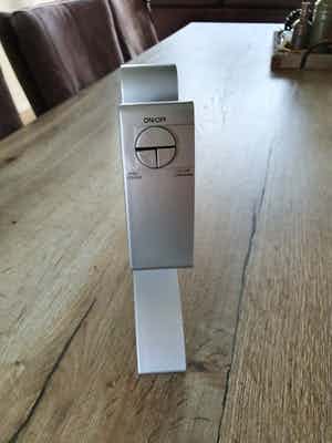 Niet of onleesbaar gesigneerd - Lamp La Linea verkocht voor € 10!