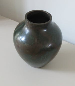 Curiosa - WMF Ikora Paul Haustein School Messing vaas kopen? Bied vanaf 50!