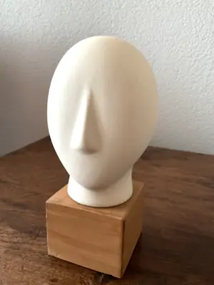 IKEA PS Vintage - Beeld van Ab Majid,, titel NÅGON ( Somebody) op sokkel kopen? Bied vanaf 25!