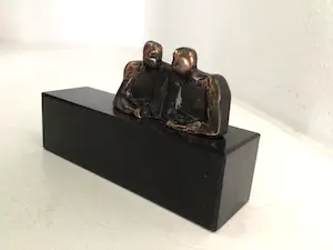 Corry Ammerlaan - Sculptuur “ IN OVERLEG “ kopen? Bied vanaf 1!