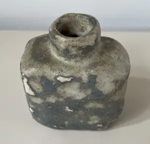 Jaan Mobach - Twee vintage blokvaasjes kopen? Bied vanaf 50!