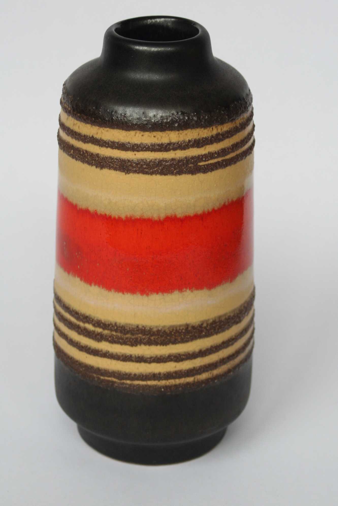 Niet of onleesbaar gesigneerd - vaas - fat lava glazuur - model 5033 B kopen? Bied vanaf 1!