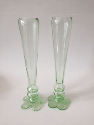 Buy Borek Sipek - laatste kans : Groene design glazen (2) in zeer goede staat? Bid from 1!