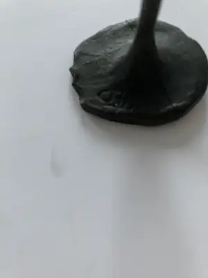 Corry Ammerlaan - Brons beeldje ‘Vrouw in de wind’ kopen? Bied vanaf 1!