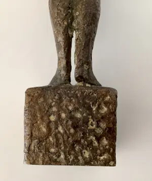 Brons (Onbekend) - Naakt meisje kopen? Bied vanaf 95!