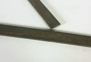 David van de Kop - IJzeren wandobject met hangend element kopen? Bied vanaf 1!