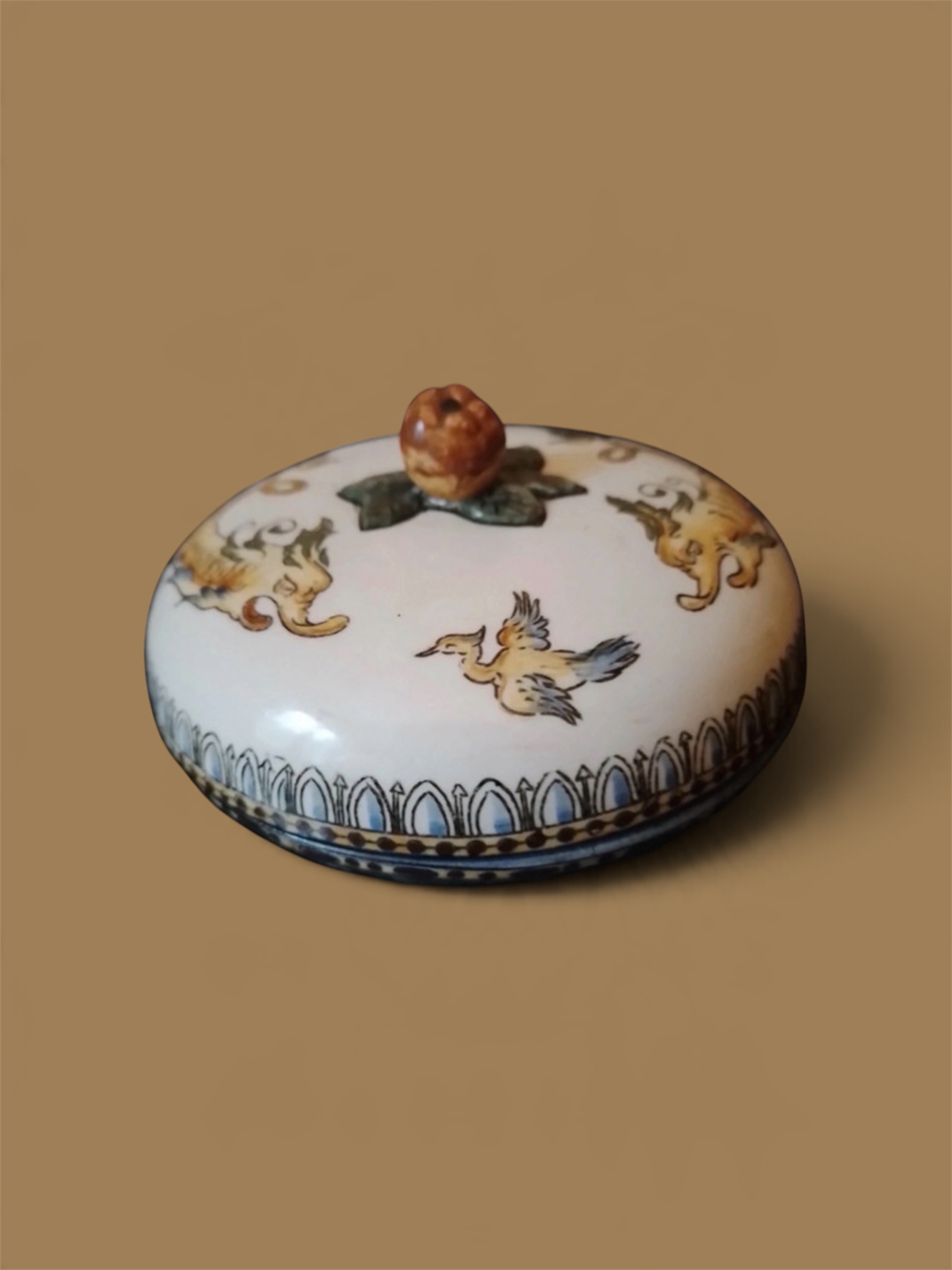 Faiencerie de Gien - Bonbonniere antiek faience Gien kaufen? Bieten Sie von 89!